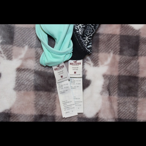 Hollister Bikini Top Bundle!!! - Picture 3 of 4